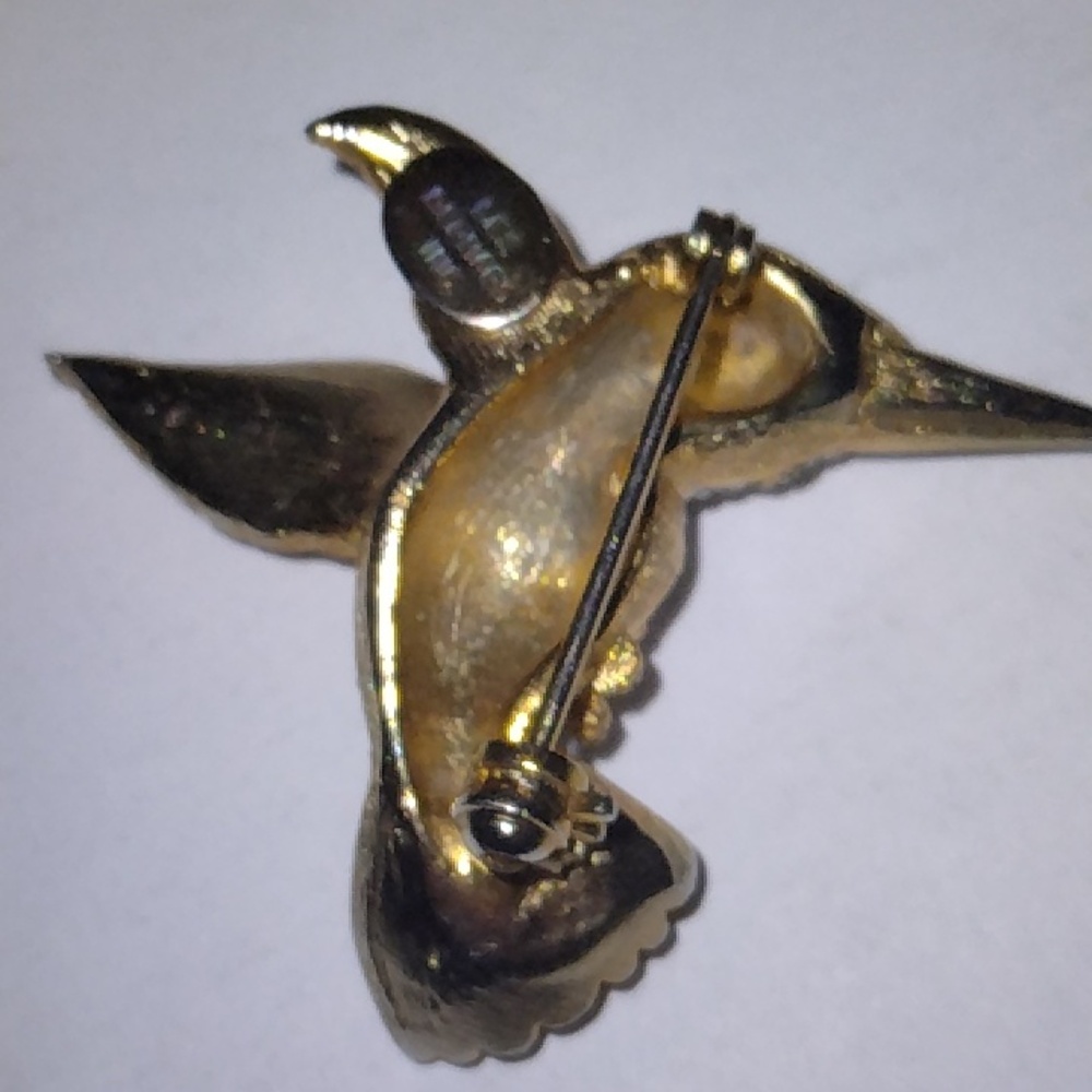 Les Bernardo hummingbird brooch